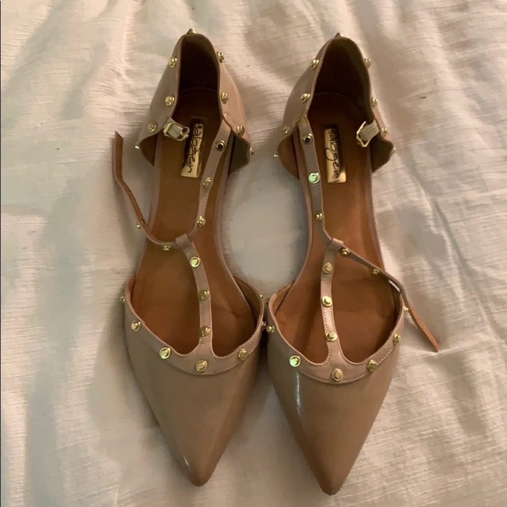 Nude Studded Flats